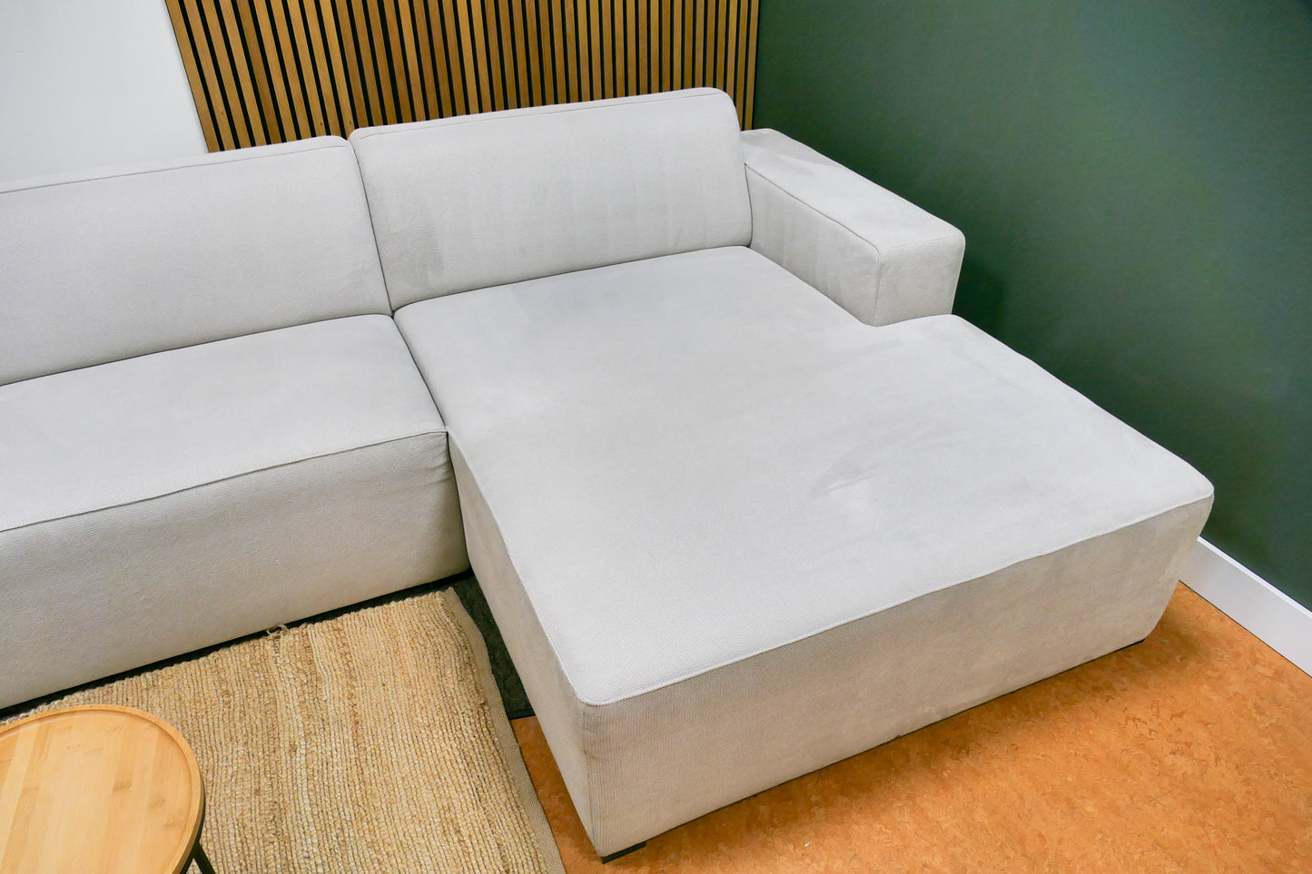 Refurbished Beige Chaise Longue