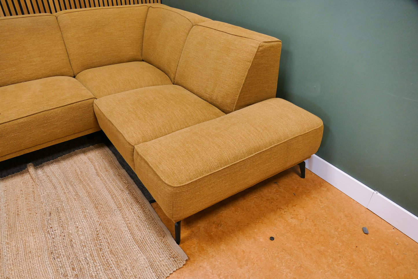 Refurbished Kleine Hoekbank geel Gemeleerd