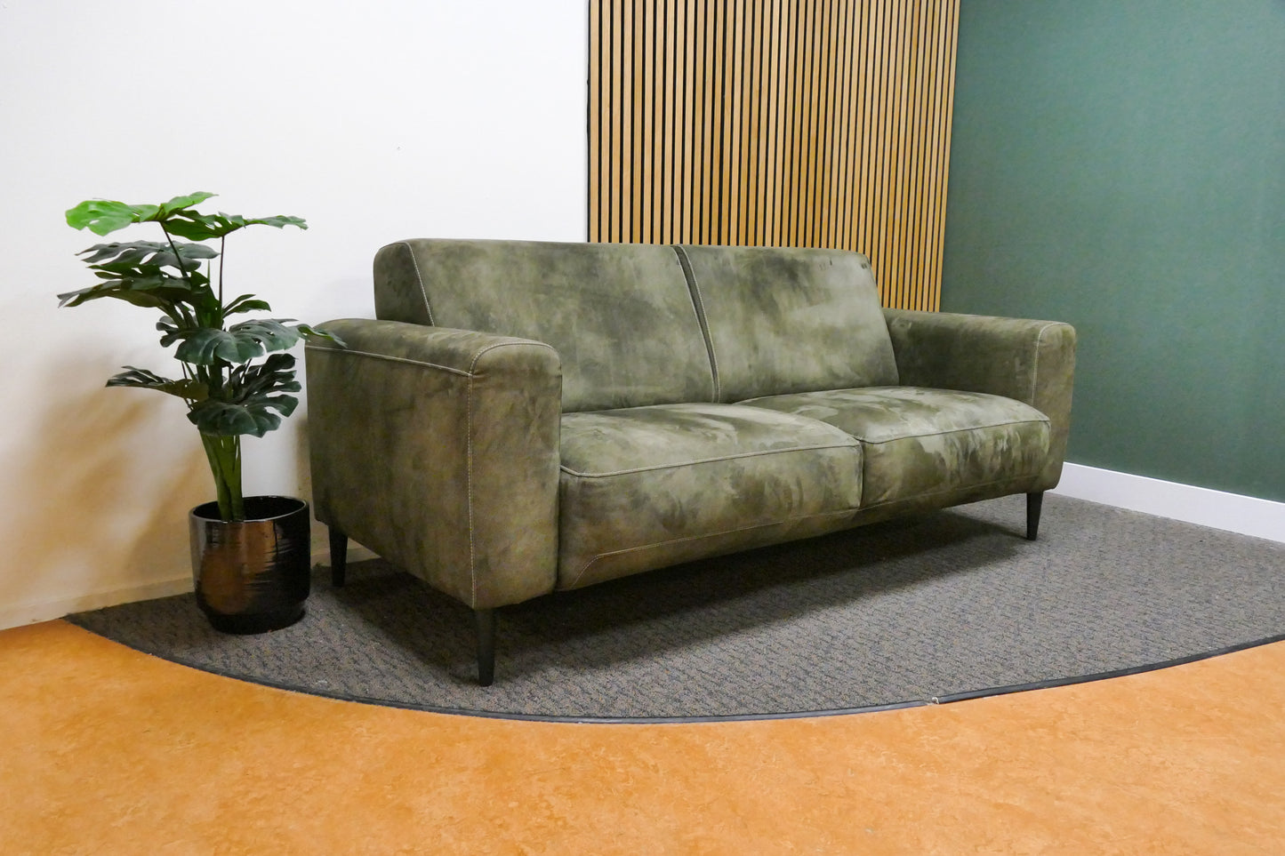Refurbished 2,5 Zits Bank De Bommel Groen
