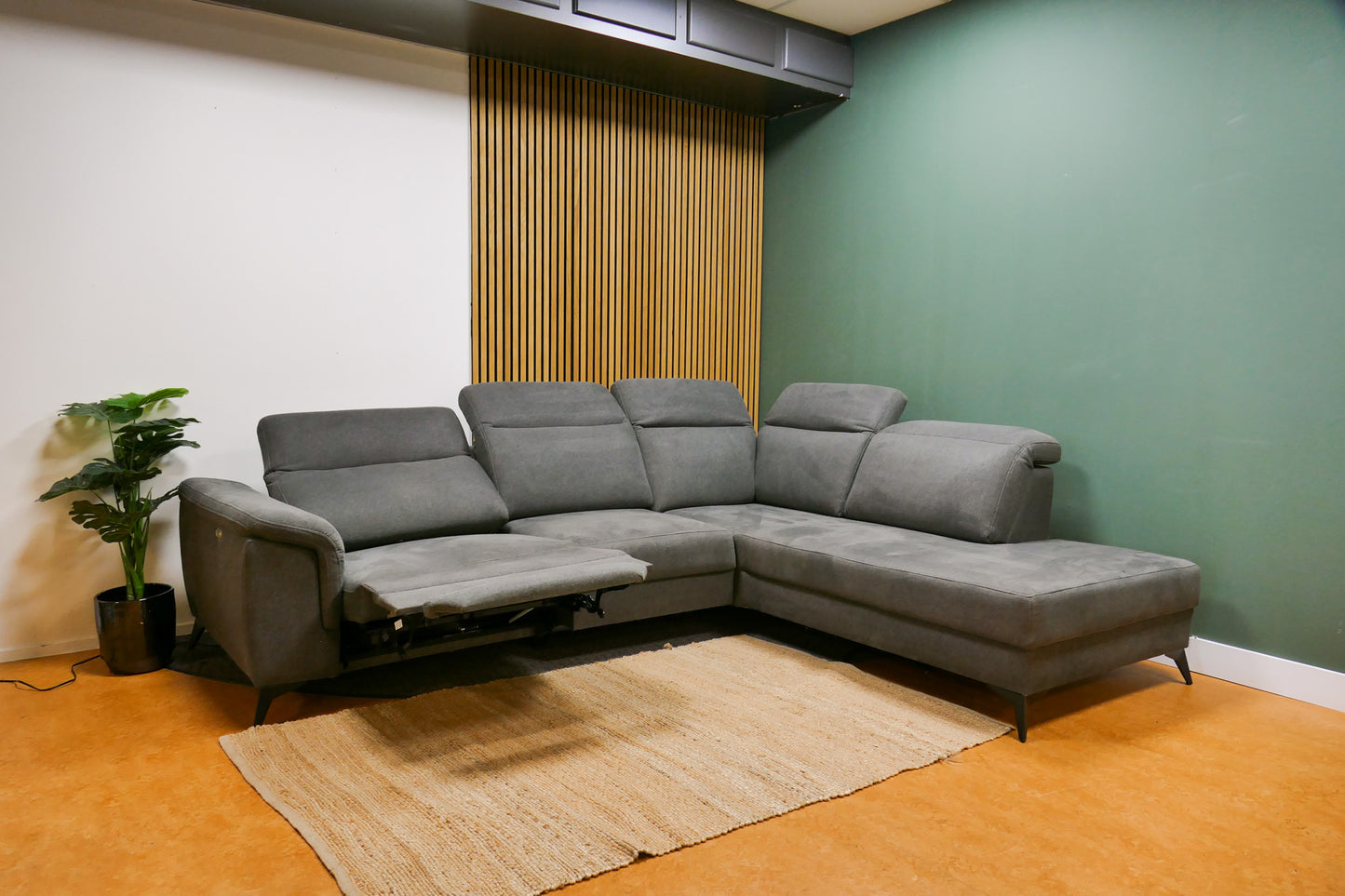 Refurbished Hoekbank Elektrisch Verstelbaar Antraciet-Donkergrijs