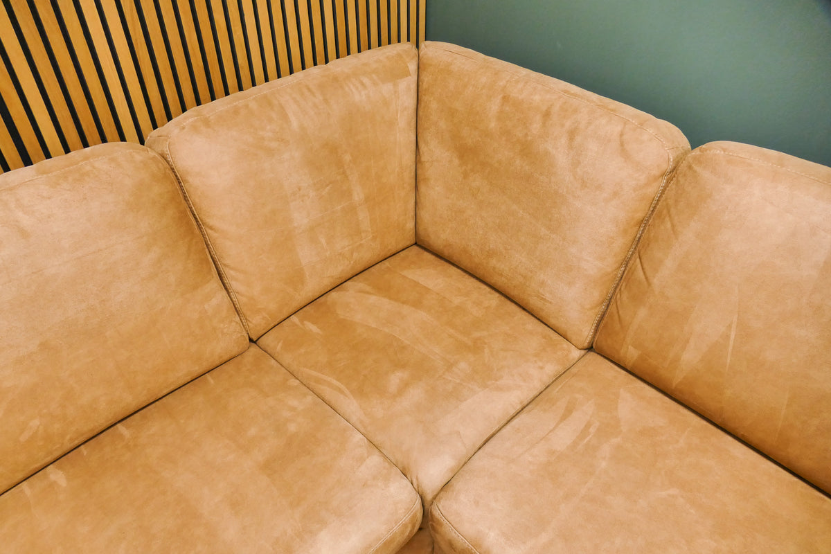 Refurbished Hoekbank Cesar Cognac