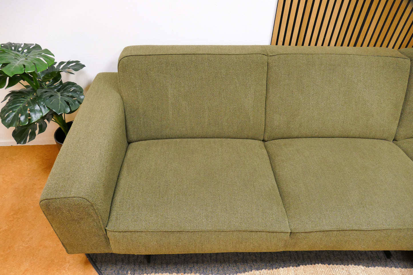Refurbished Hoekbank Mos Groen