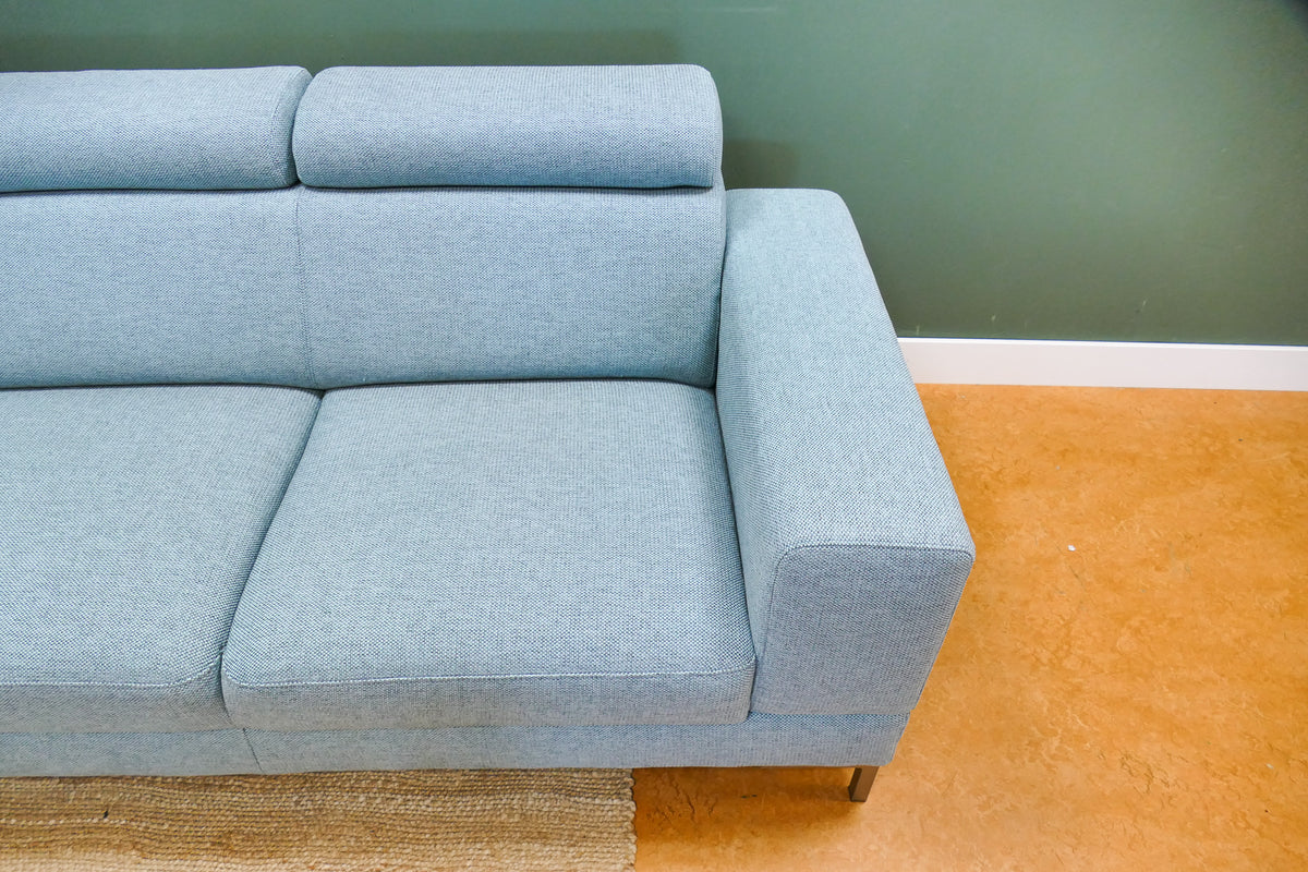 Refurbished Montel Hoekbank Tosca Lichtblauw