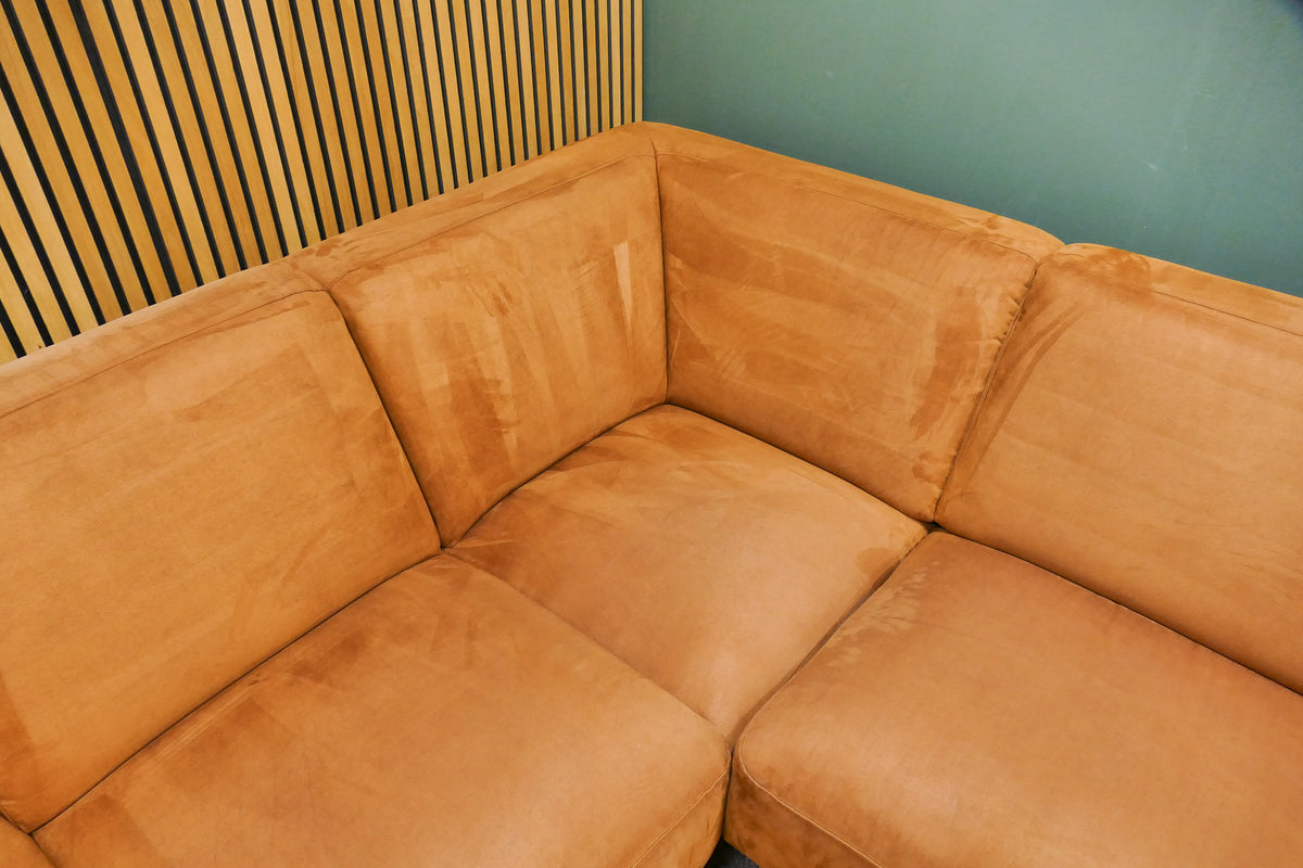 Refurbished Montel Hoekbank Microvezel Cognac
