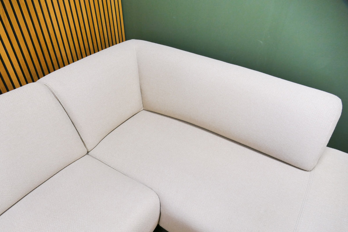 Refurbished Montel Hoekbank Creme