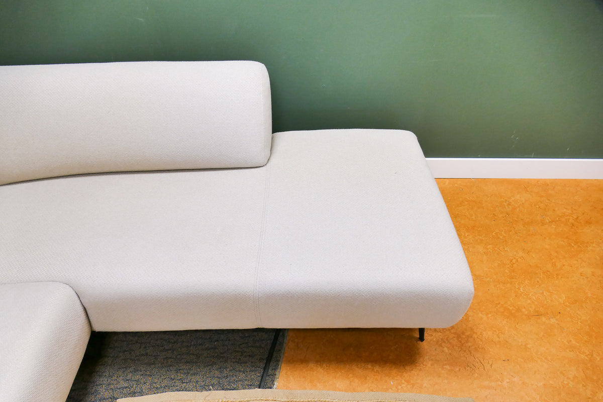 Refurbished Montel Hoekbank Creme
