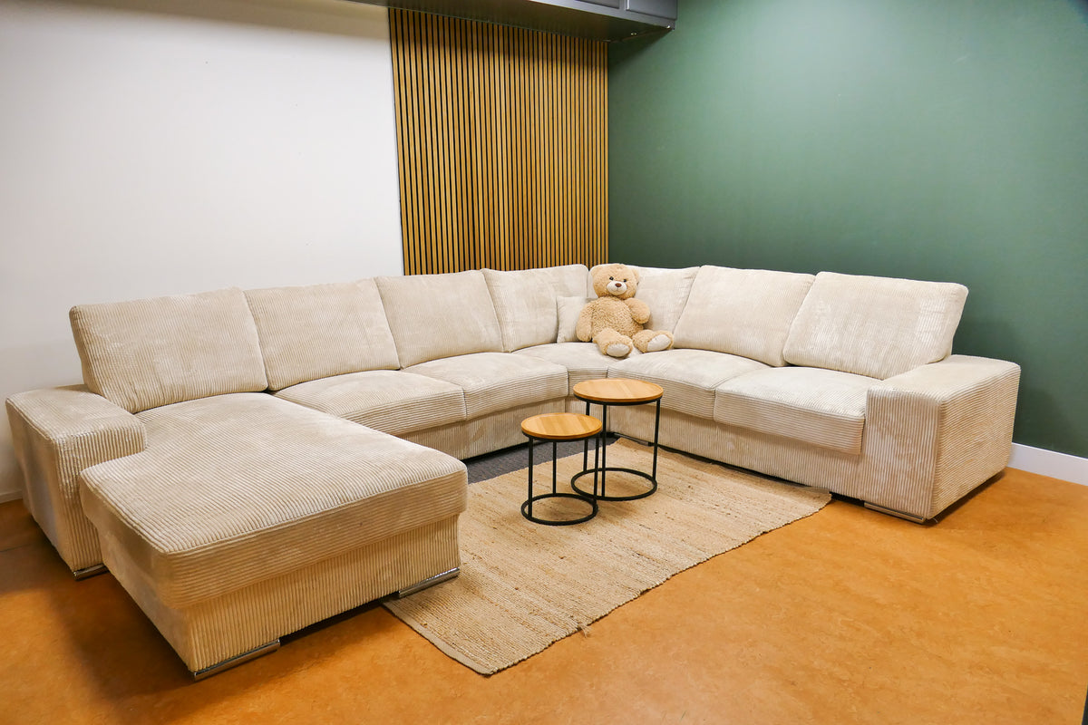 Refurbished Grote U Bank Ribstof Beige