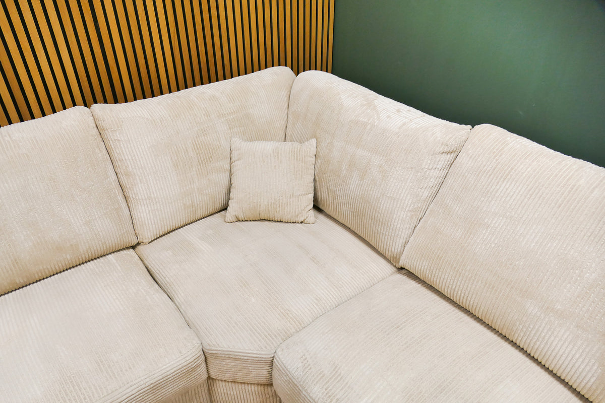 Refurbished Grote U Bank Ribstof Beige