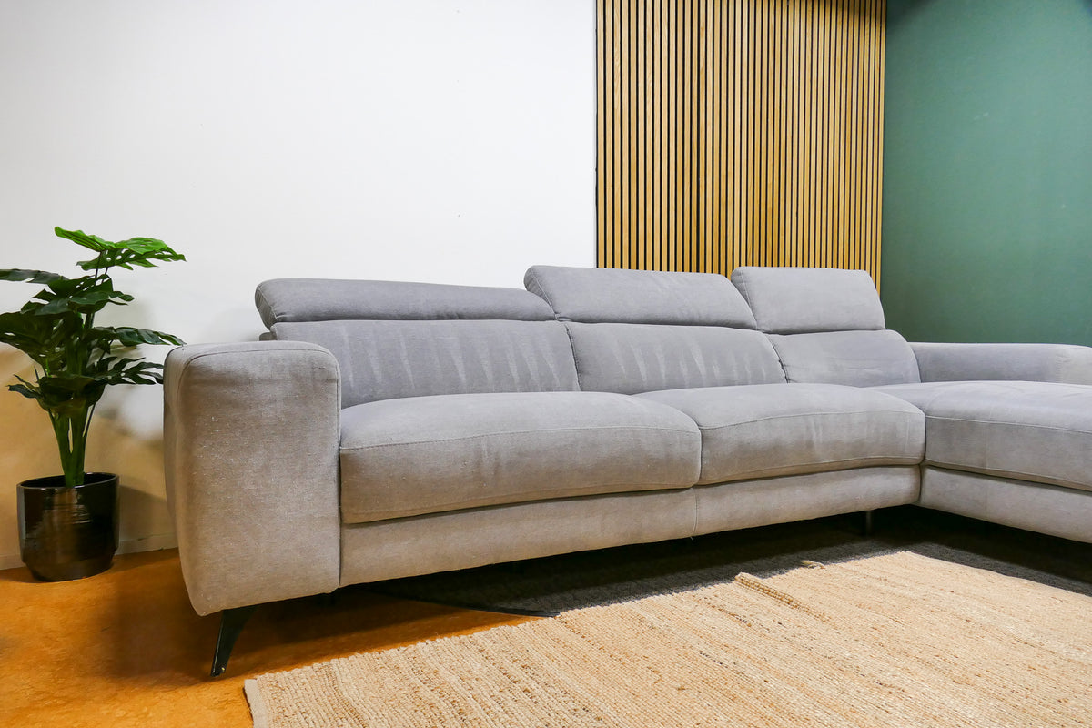 Refurbished Brede Bank met Chaise Longue Grijs