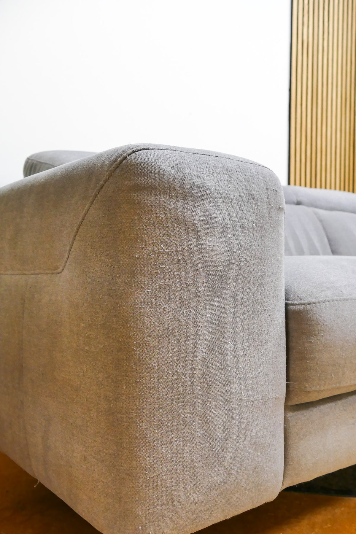 Refurbished Brede Bank met Chaise Longue Grijs