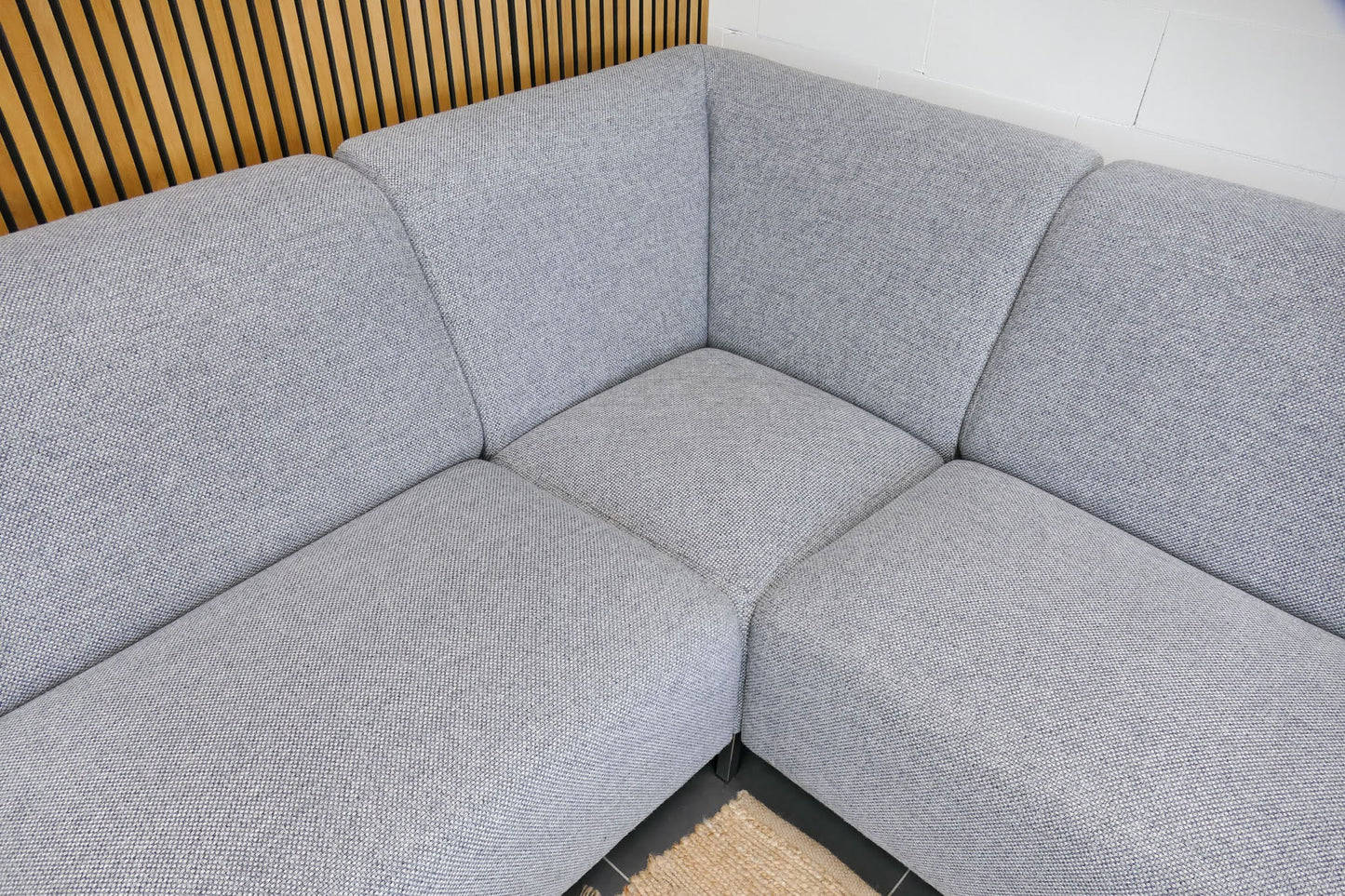 Refurbished Hoekbank Piet Klerkx Lichtgrijs