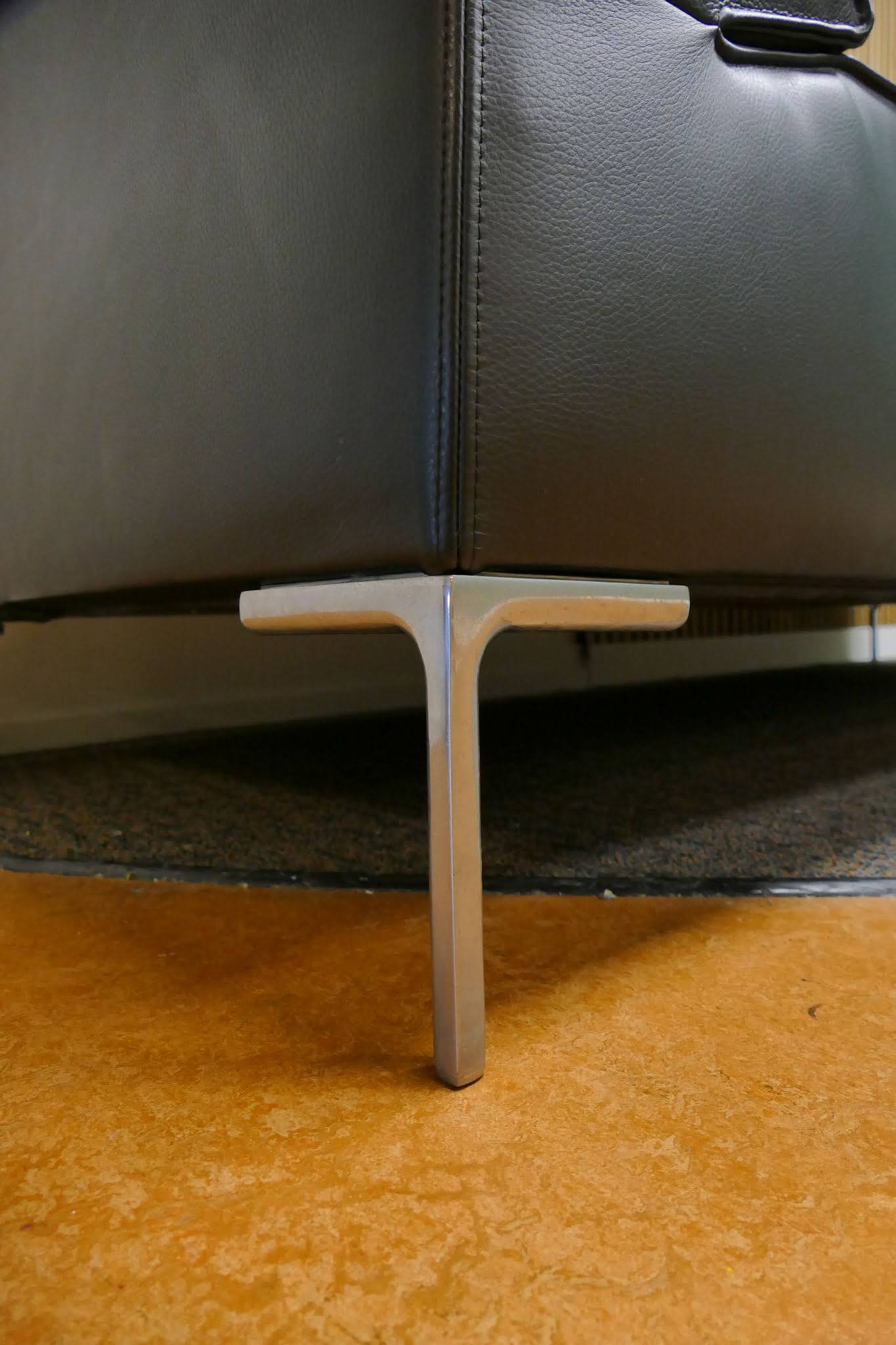 Refurbished Design on Stock Bloq Zwart Leer