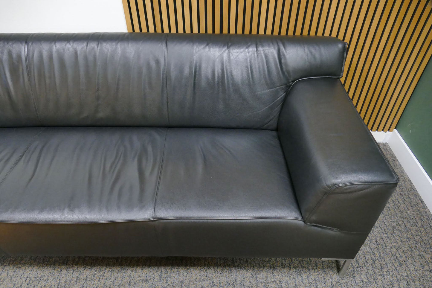 Refurbished Design on Stock Bloq Zwart Leer