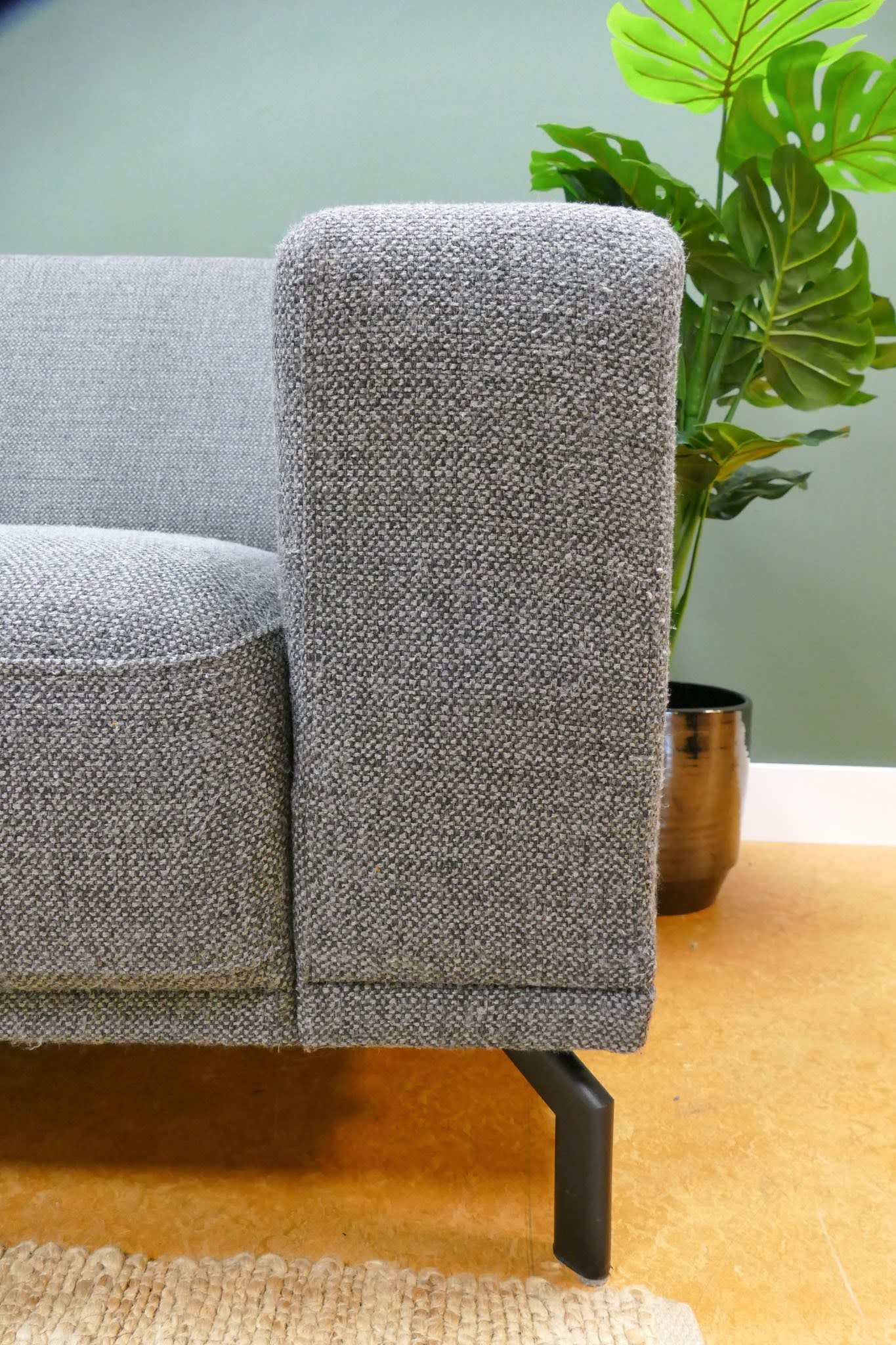 Refurbished Montel Hoekbank Viano Donkergrijs