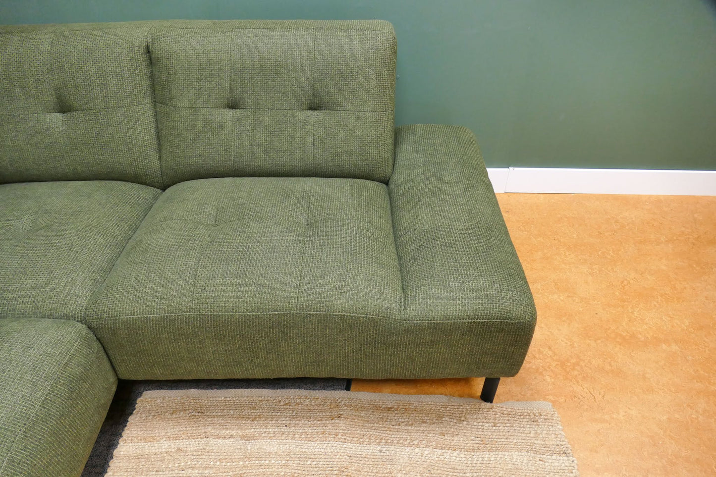 Refurbished Trendhopper Hoekbank Viborg Groen