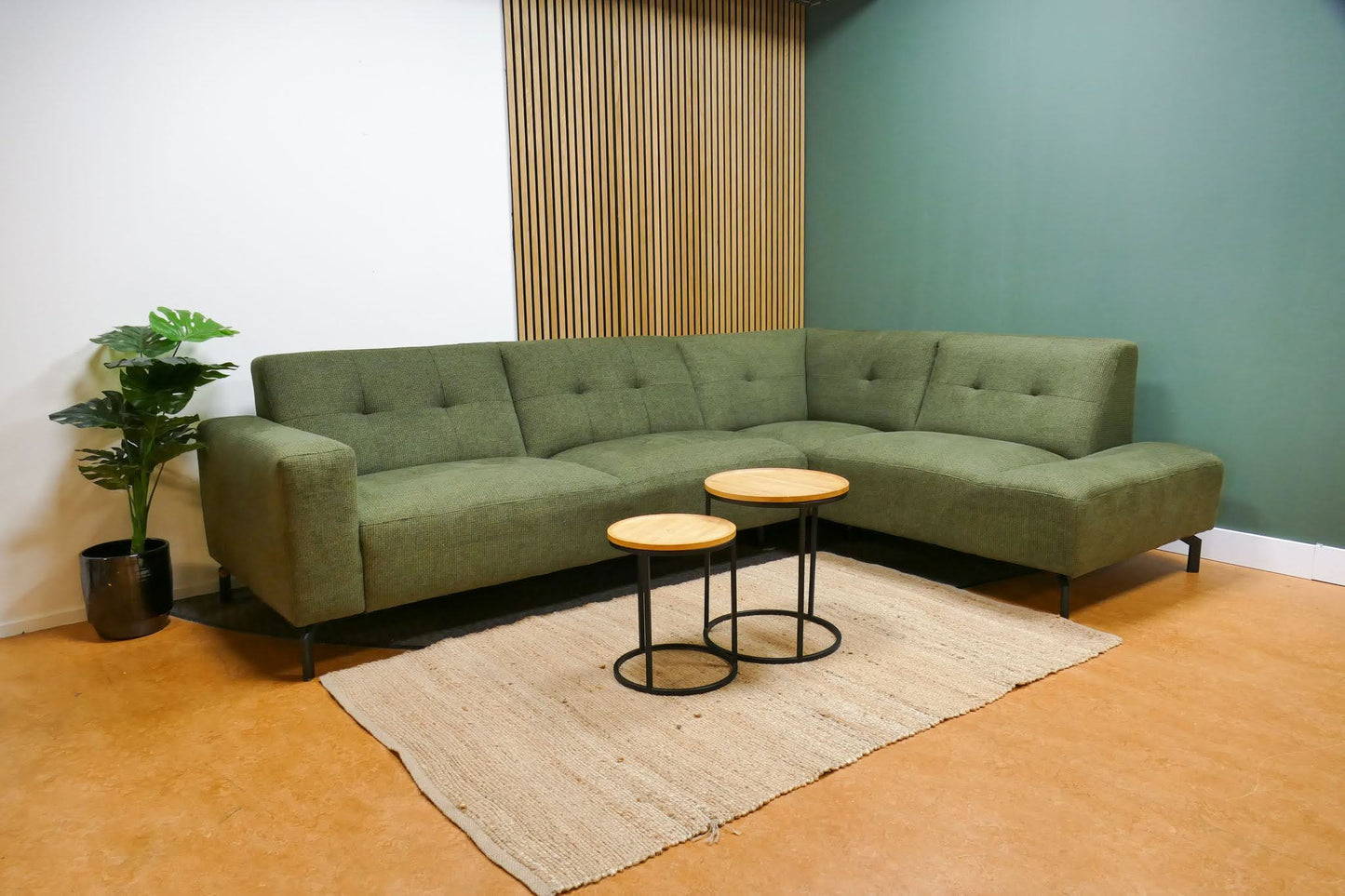 Refurbished Trendhopper Hoekbank Viborg Groen