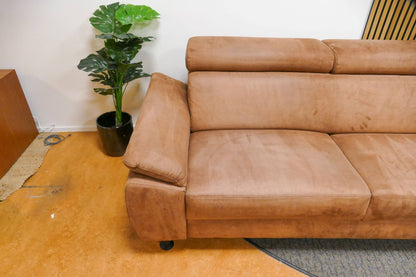 Refurbished Inhouse Hoekbank Cognac Microvezel