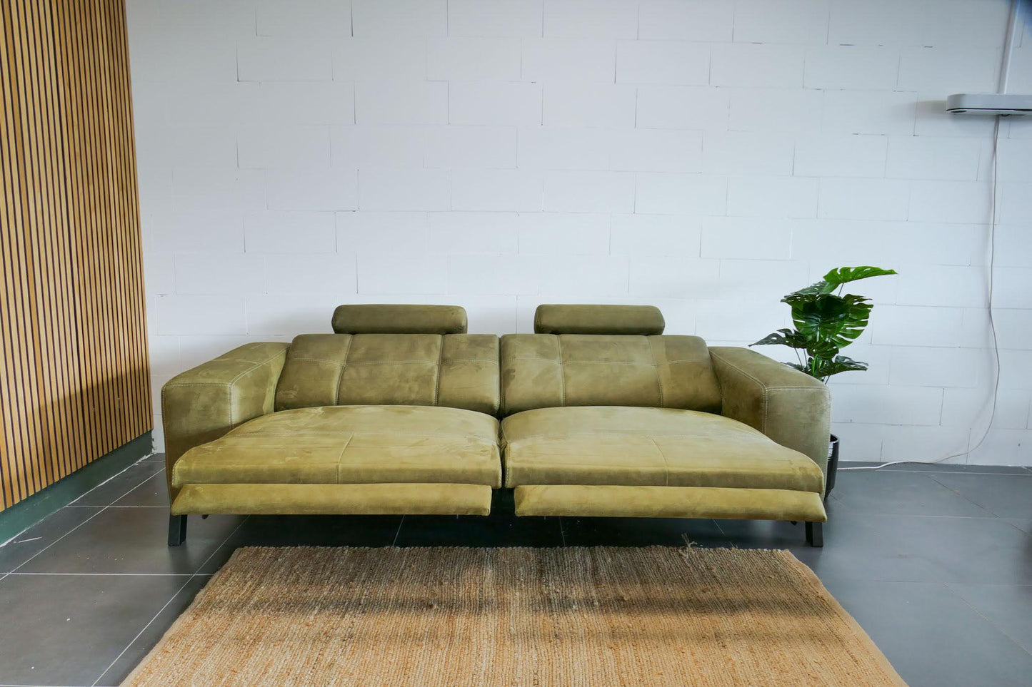 Refurbished Rechte 3-zits bank elektrisch verstelbaar De Bommel