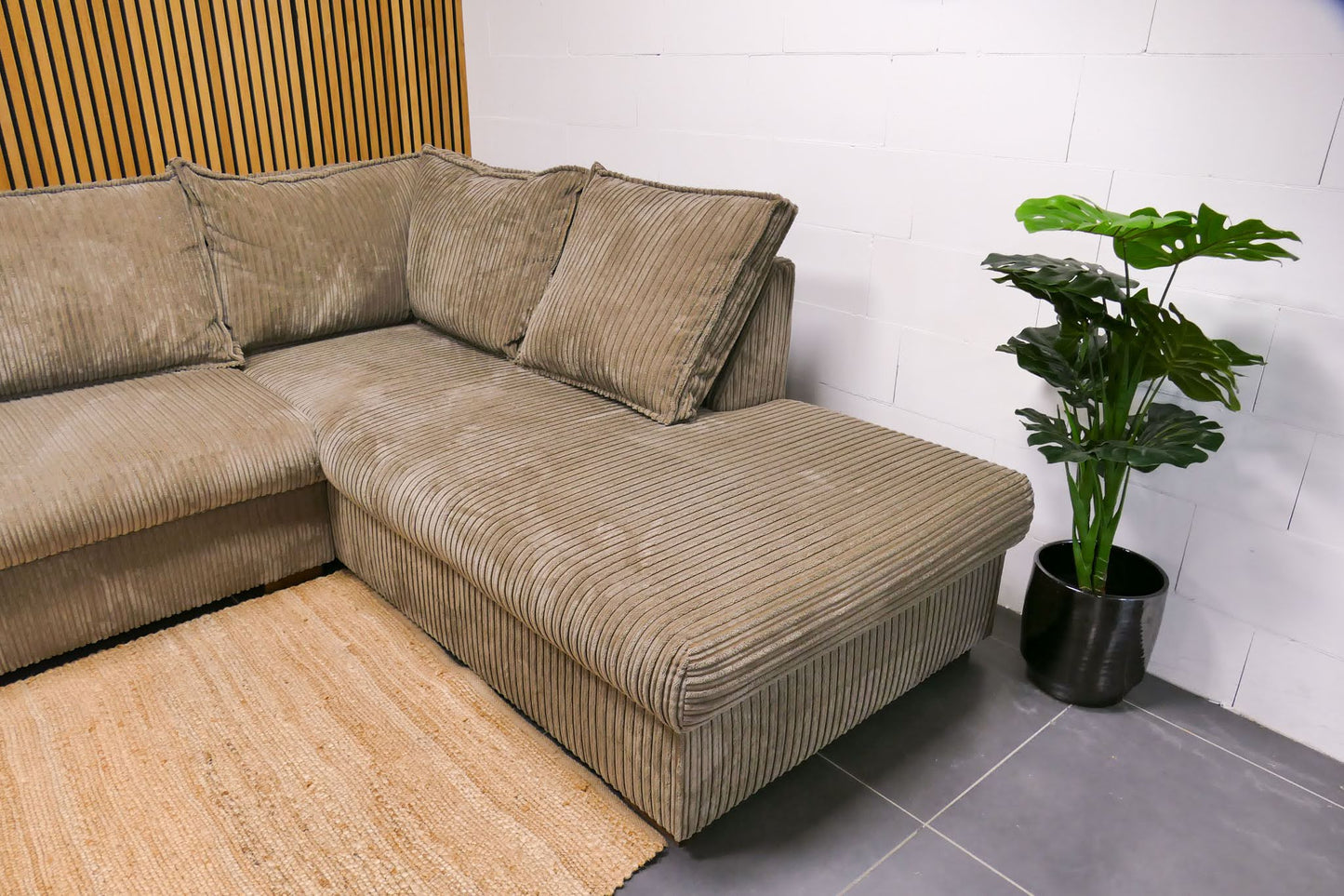 Refurbished U-bank Taupe Ribstof