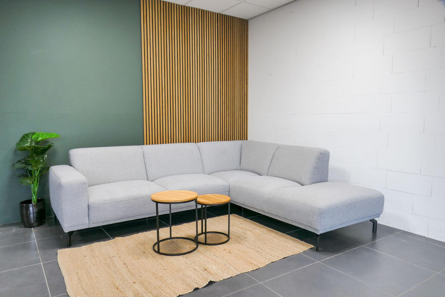 Refurbished Montel Hoekbank Viano Lichtgrijs