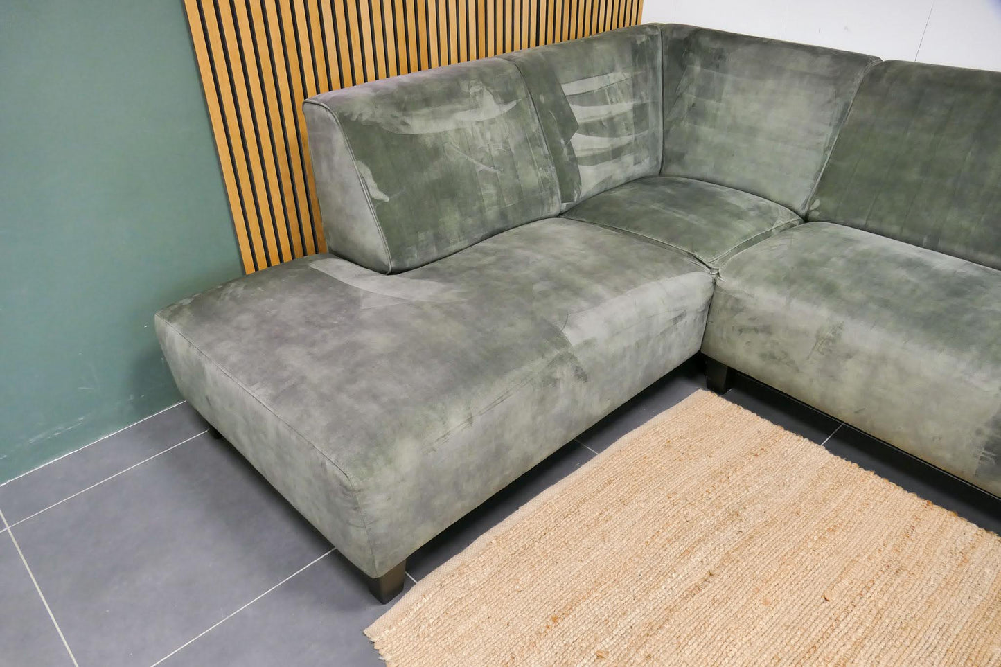 Refurbished Velvet Hoekbvank Groen SEVN