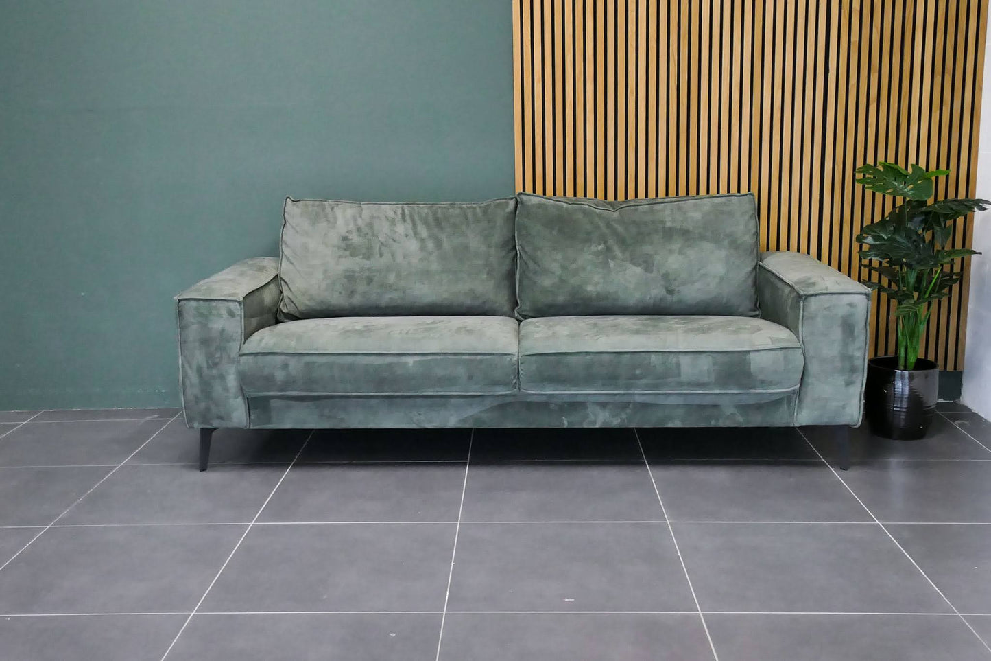 Refurbished 3 Zits Bank Groen met Hocker