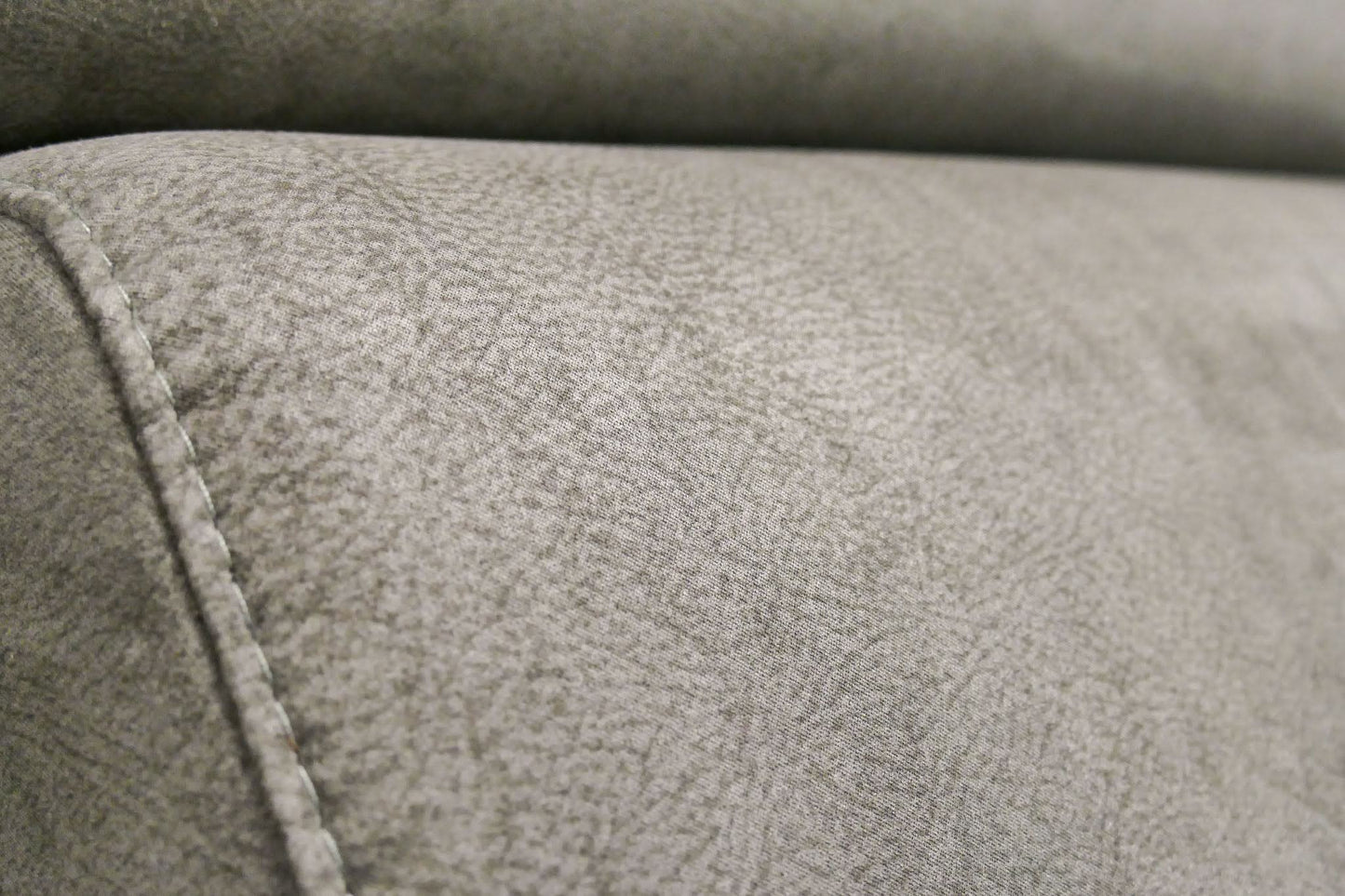 Refurbished 2 + 3 zits met Hocker INHOUSE Rigas