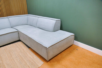 Refurbished hoekbank BySidde mintgroen