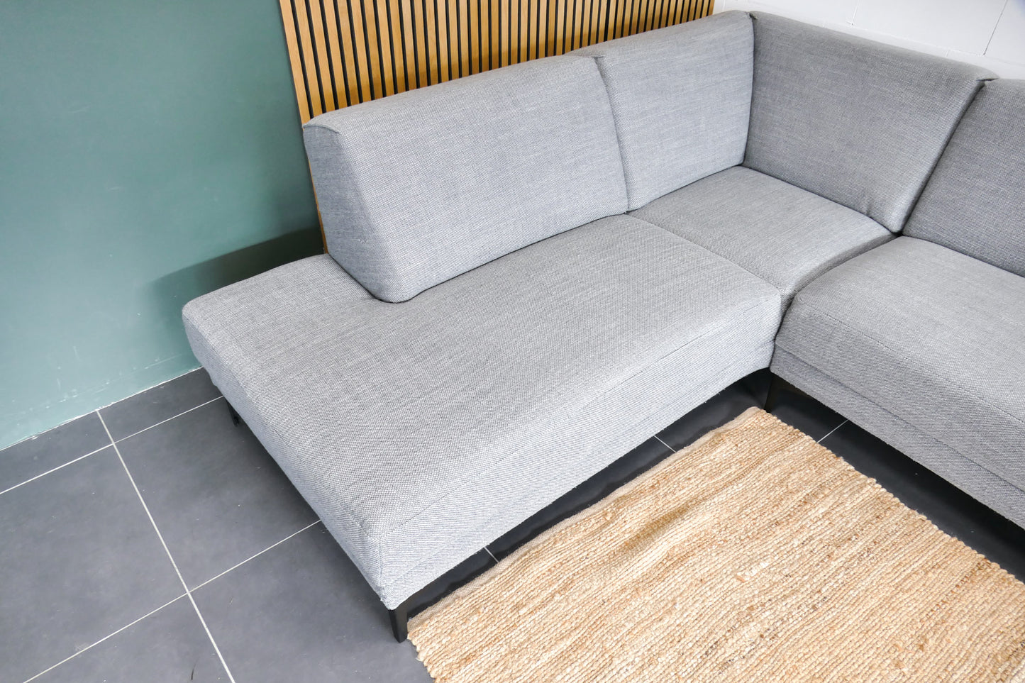 Refurbished Montel Hoekbank Lichtgrijs