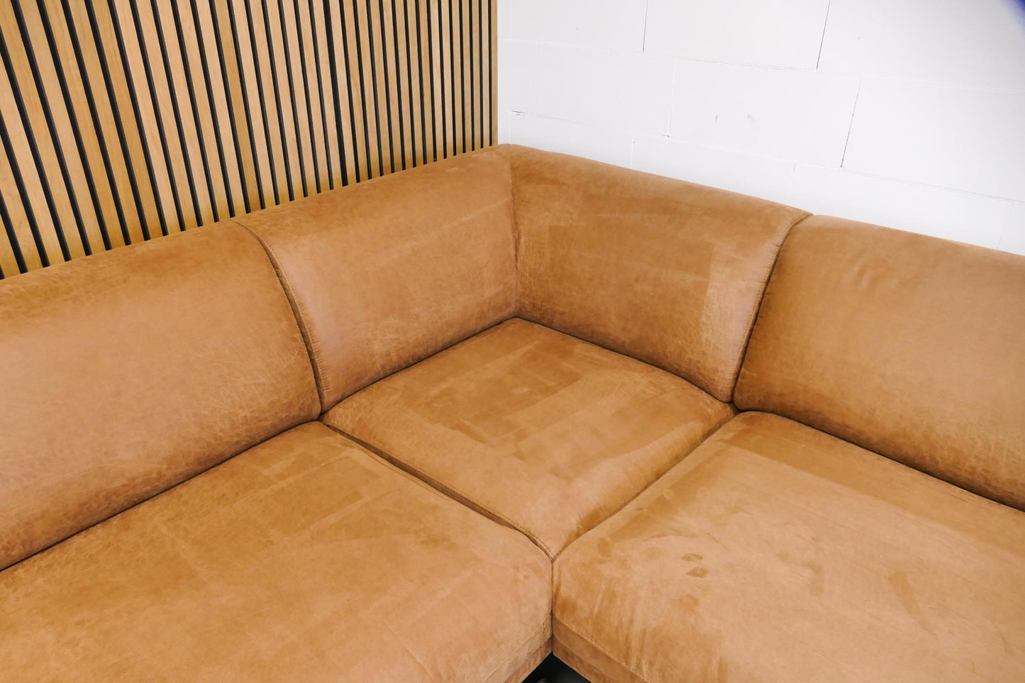 Refurbished Hoekbank ByFonq Flair Cognac