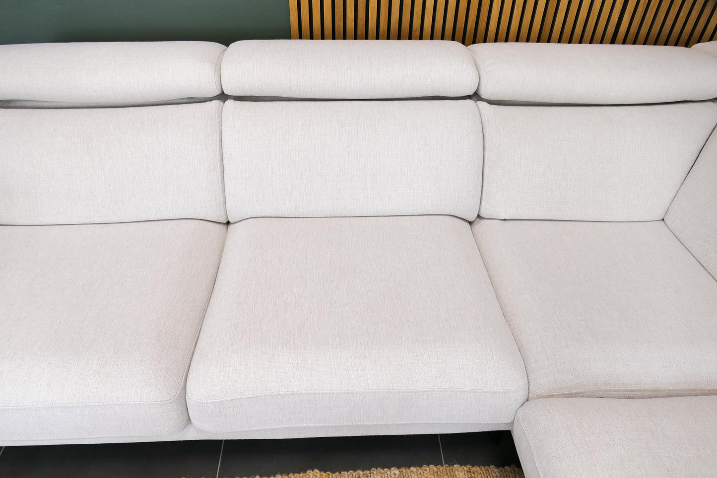 Refurbished Goossens Hoekbank Viggo gebroken wit