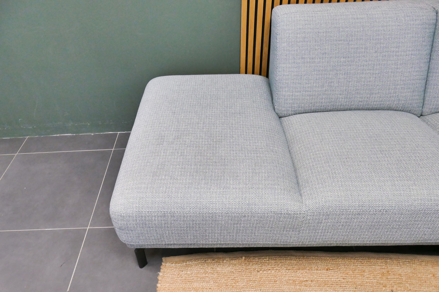 Refurbished Montel Hoekbank Viano Mintgroen