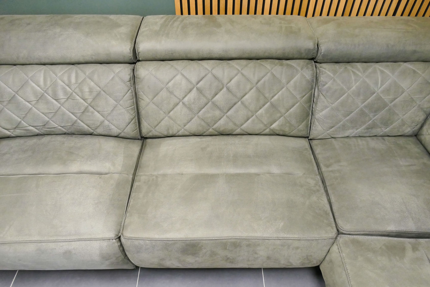 Refurbished Henders & Hazel Hoekbank Busan Groen