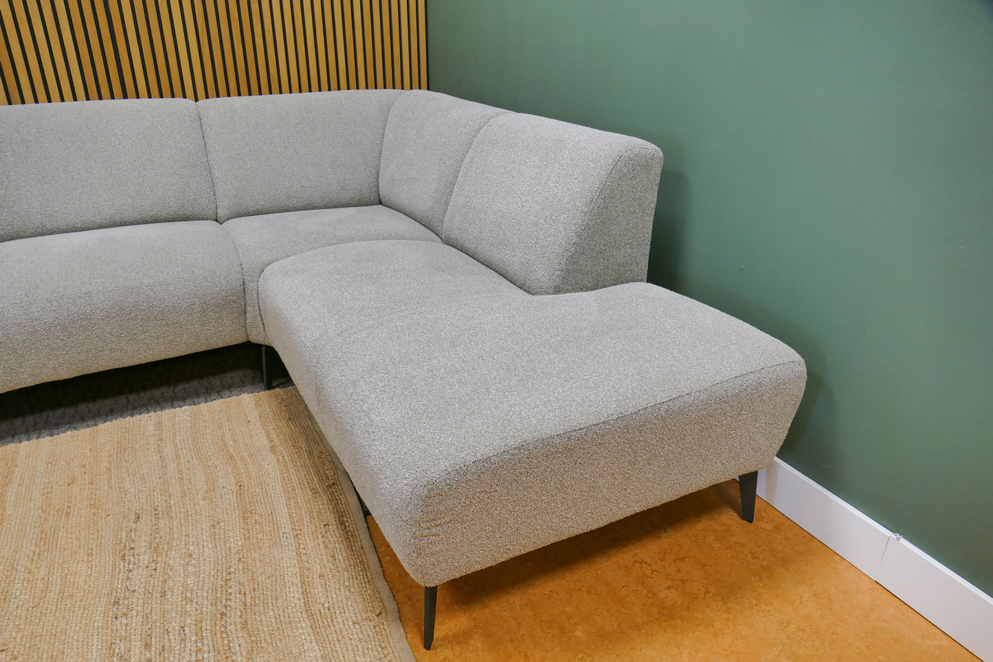 Refurbished hoekbank Zitmaxx bouclé grijs