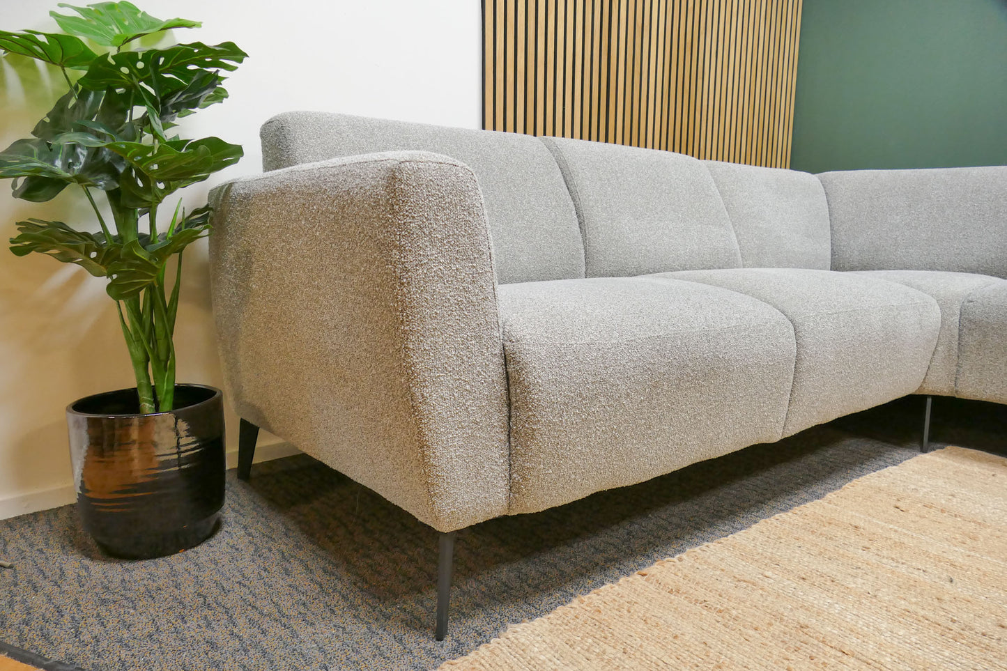 Refurbished hoekbank Zitmaxx bouclé grijs