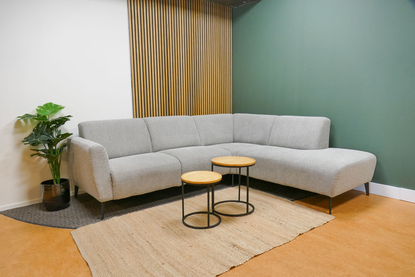 Refurbished hoekbank Zitmaxx bouclé grijs