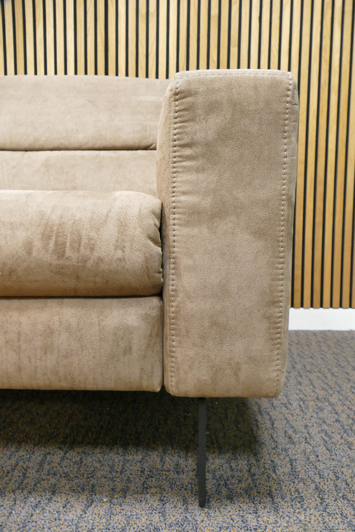 Refurbished 2,5-zits Prominent elektrisch verstelbaar