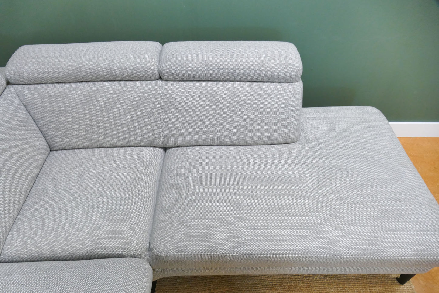 Refurbished hoekbank Montel Modena lichtgrijs