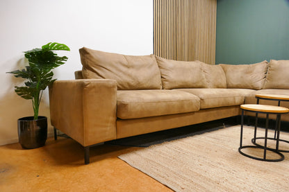 Refurbished Urban Sofa Hoekbank Camel Bruin