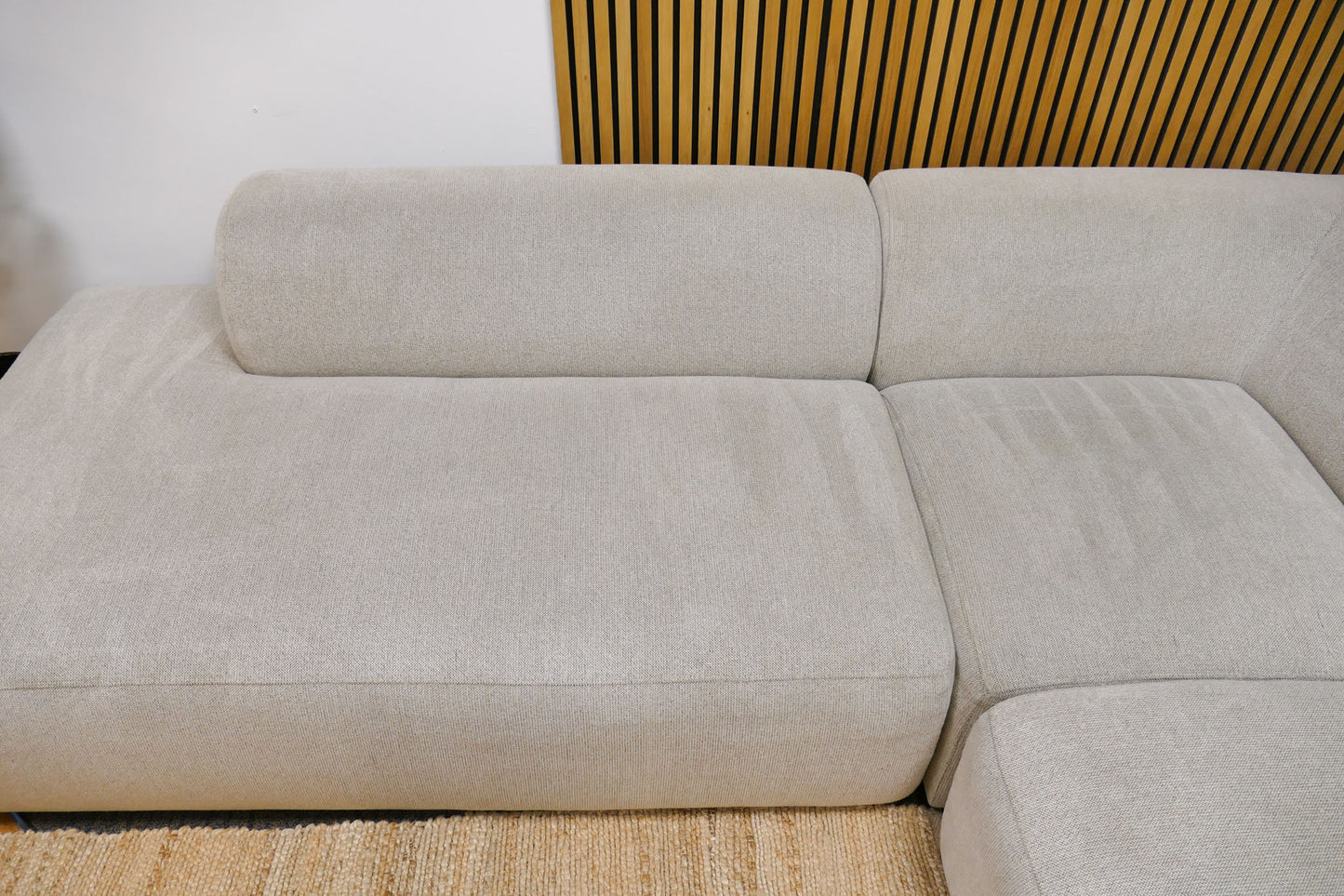 Refurbished 4x6 Sofa Beige Modulair