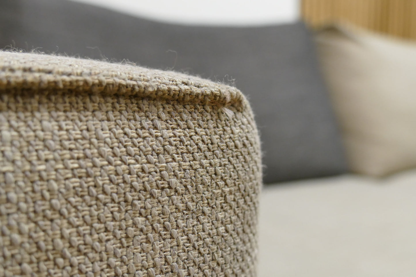 Refurbished Hoekbank Design on Stock Aikon Lounge Beige