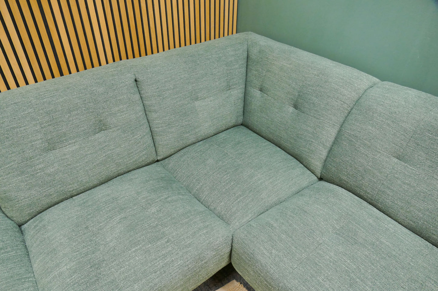 Refurbished Montèl Traffic U Bank Groen