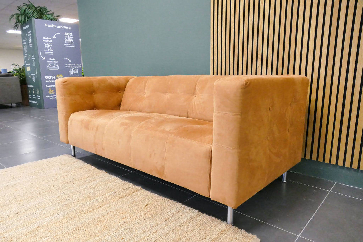 Refurbished Gelderland 6111 2,5 Zits Bank Alcantara